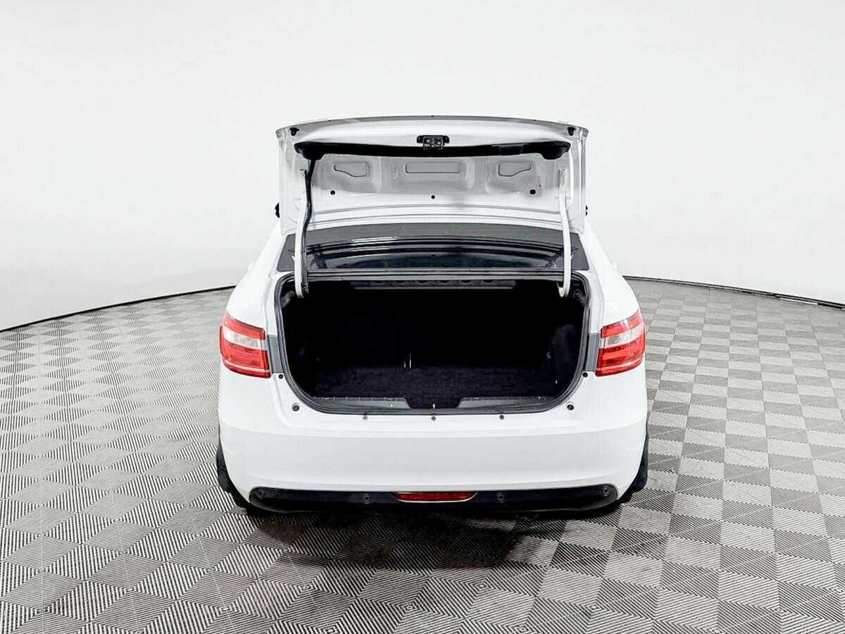 Lada (ВАЗ) Vesta, 2019 - Фото №7