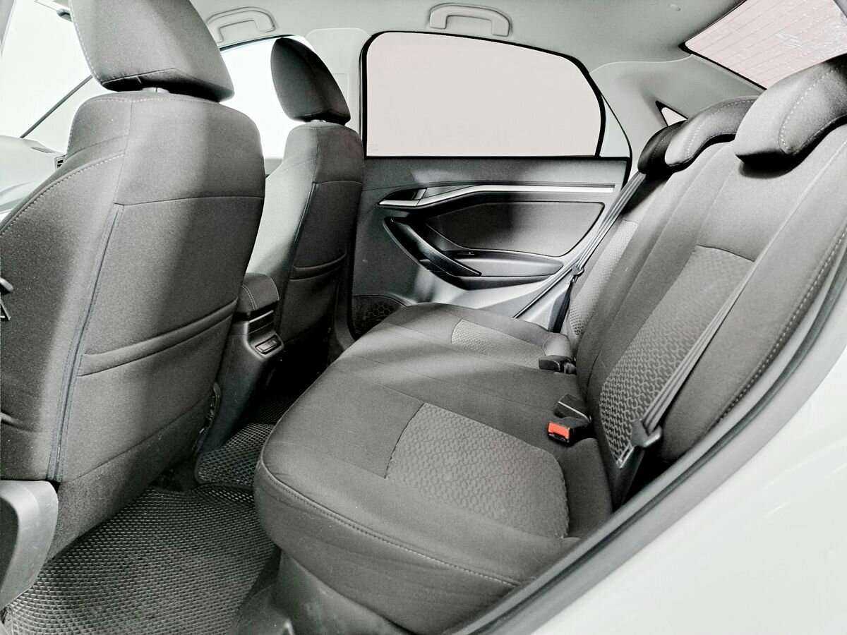 Lada (ВАЗ) Vesta, 2019 - Фото №9