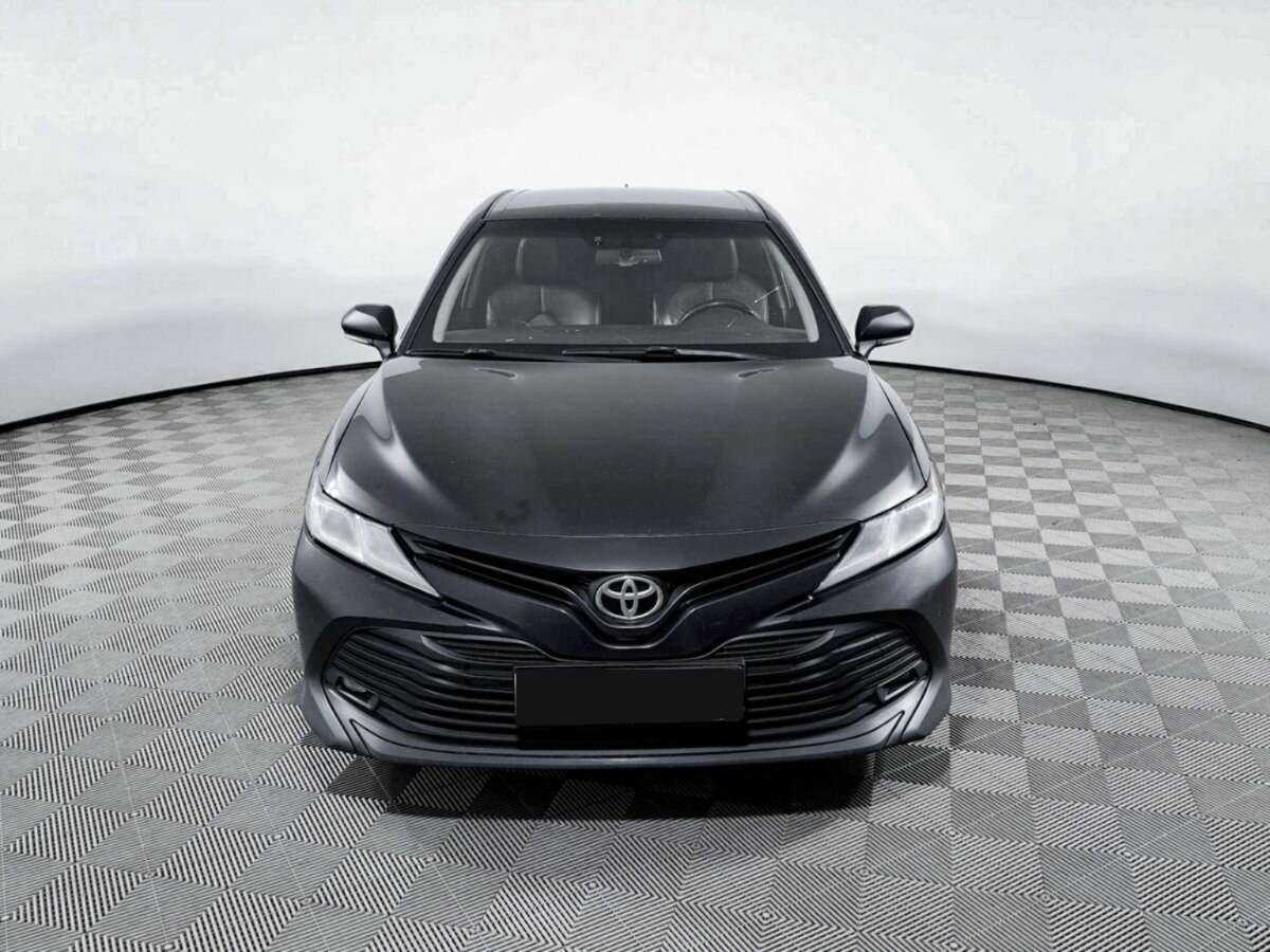 Toyota Camry, 2018 - Фото №1