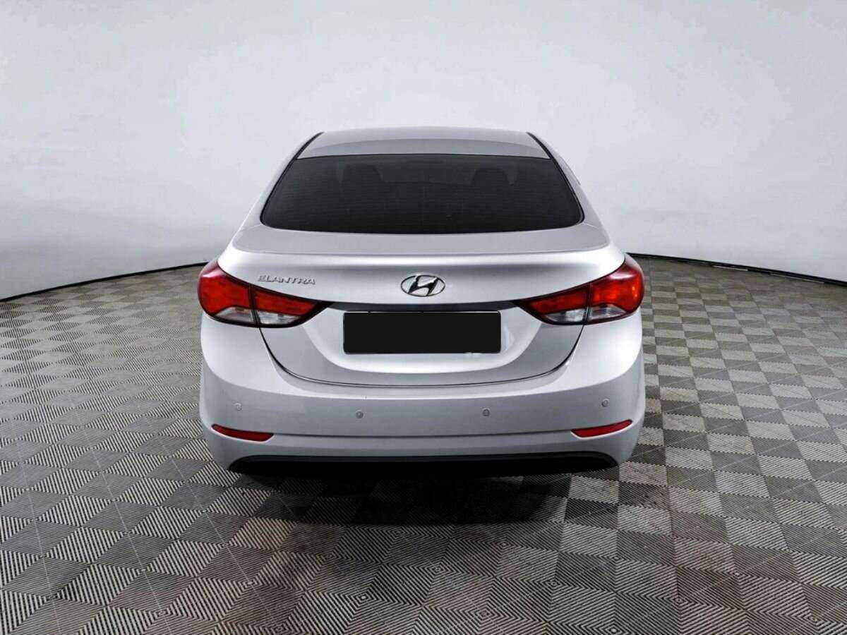 Hyundai Elantra, 2015 - Фото №5