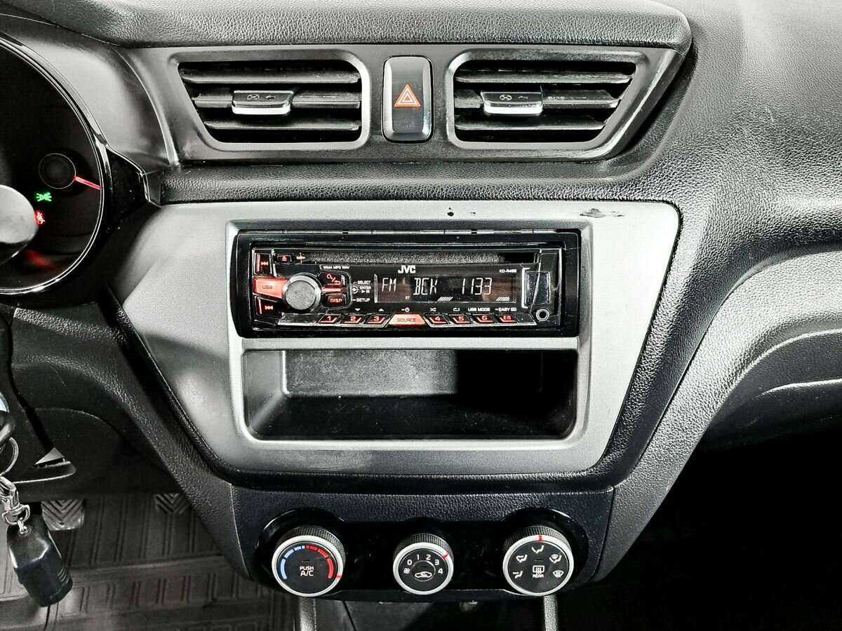 Kia Rio, 2015 - Фото №12