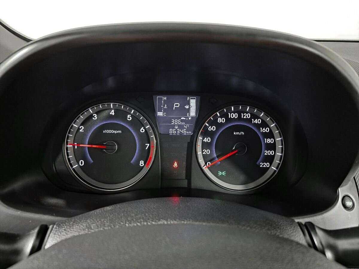 Hyundai Solaris, 2015 - Фото №8