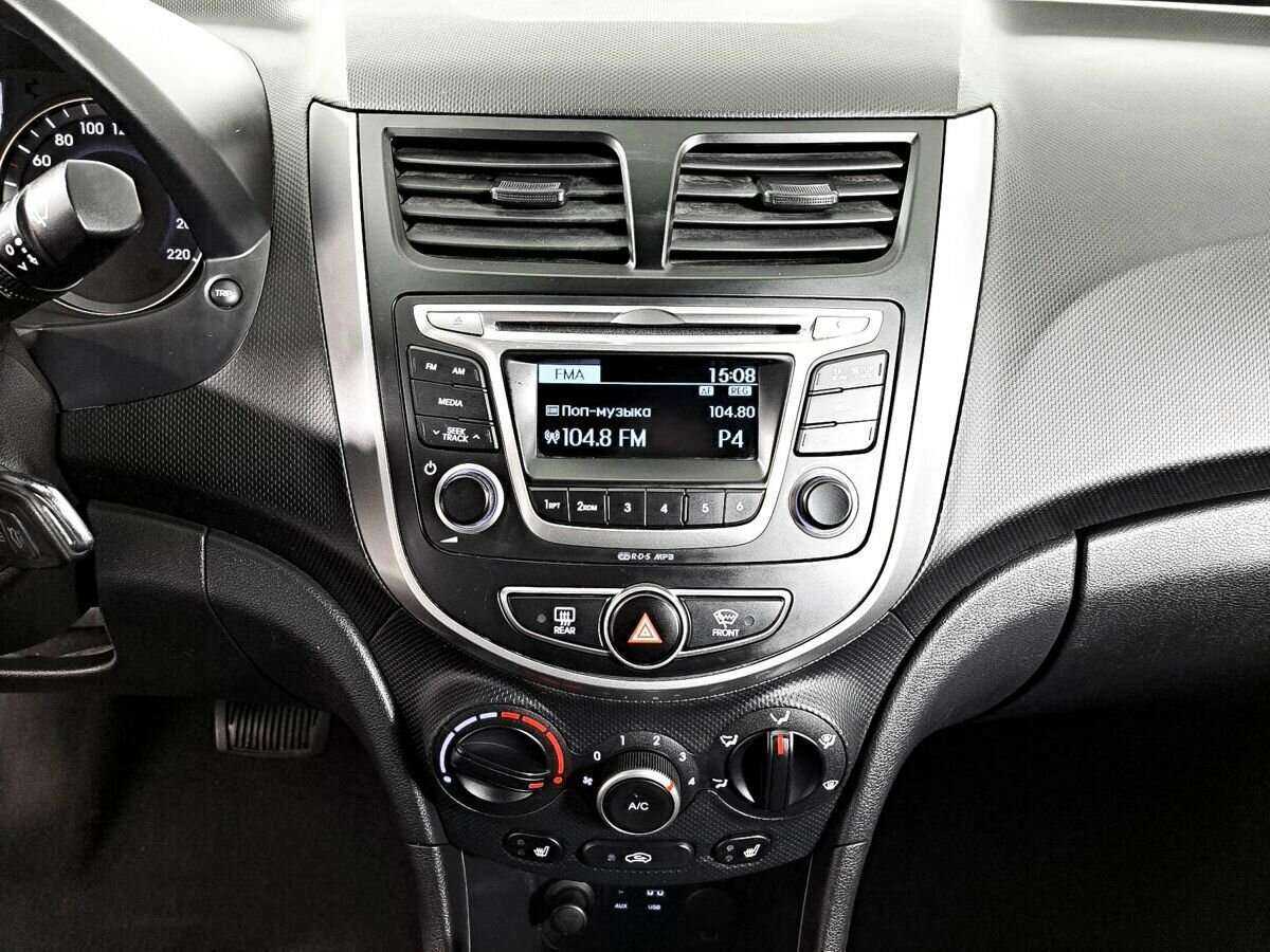 Hyundai Solaris, 2015 - Фото №10