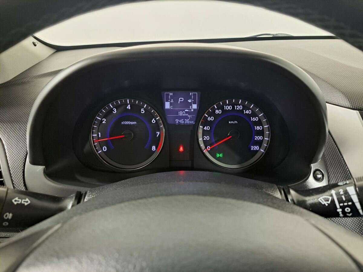 Hyundai Solaris, 2015 - Фото №10