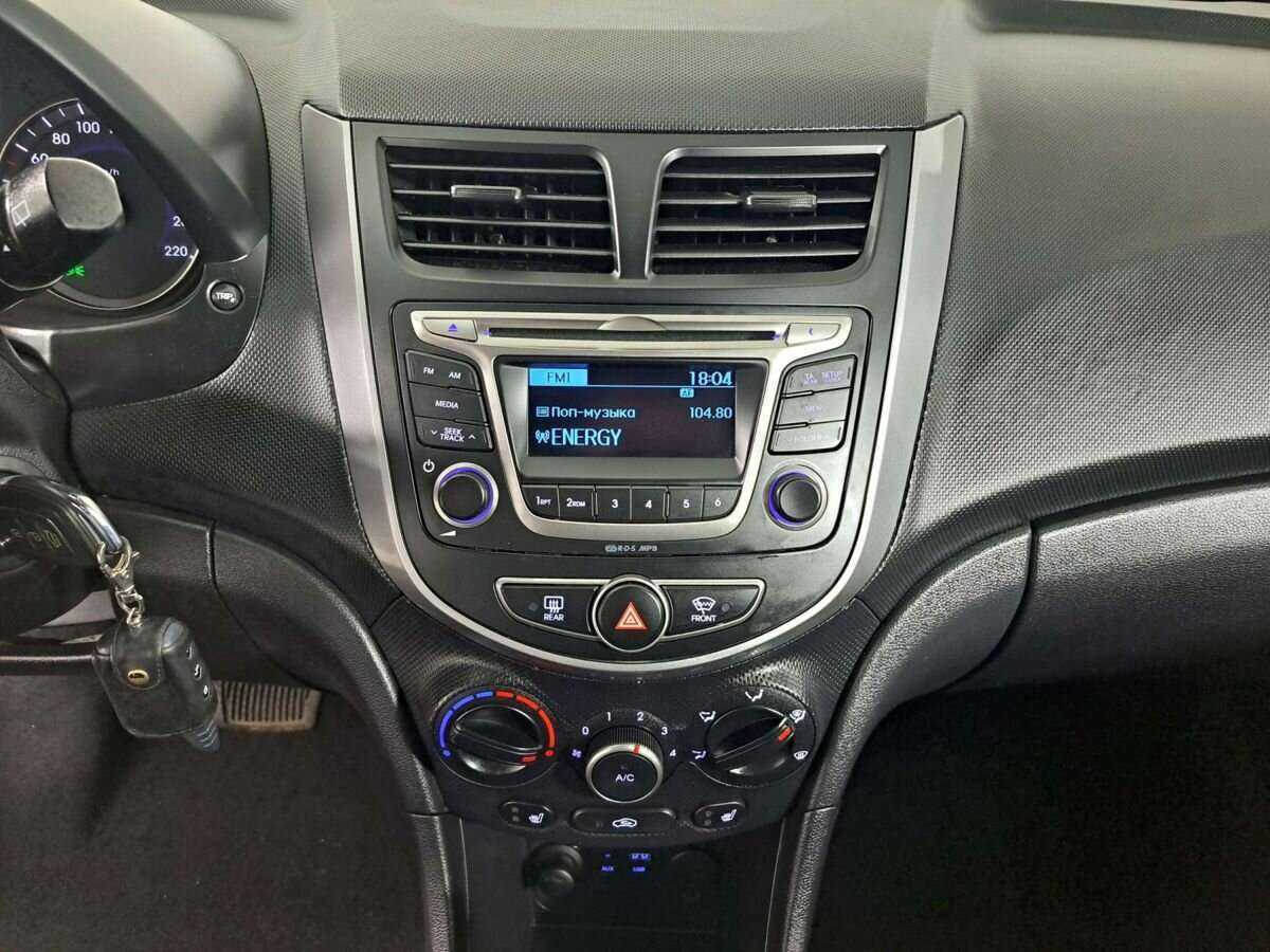 Hyundai Solaris, 2015 - Фото №12