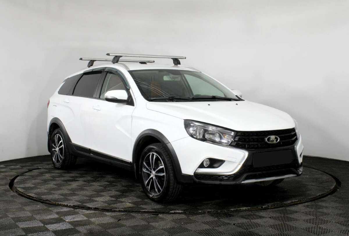 Lada (ВАЗ) Vesta SW, 2019 - Фото №2