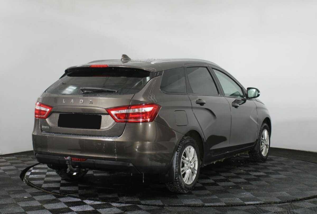 Lada (ВАЗ) Vesta SW, 2020 - Фото №3