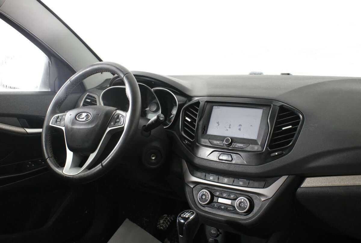 Lada (ВАЗ) Vesta SW, 2020 - Фото №6