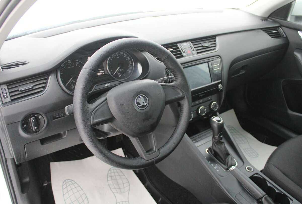 Skoda Octavia, 2017 - Фото №12