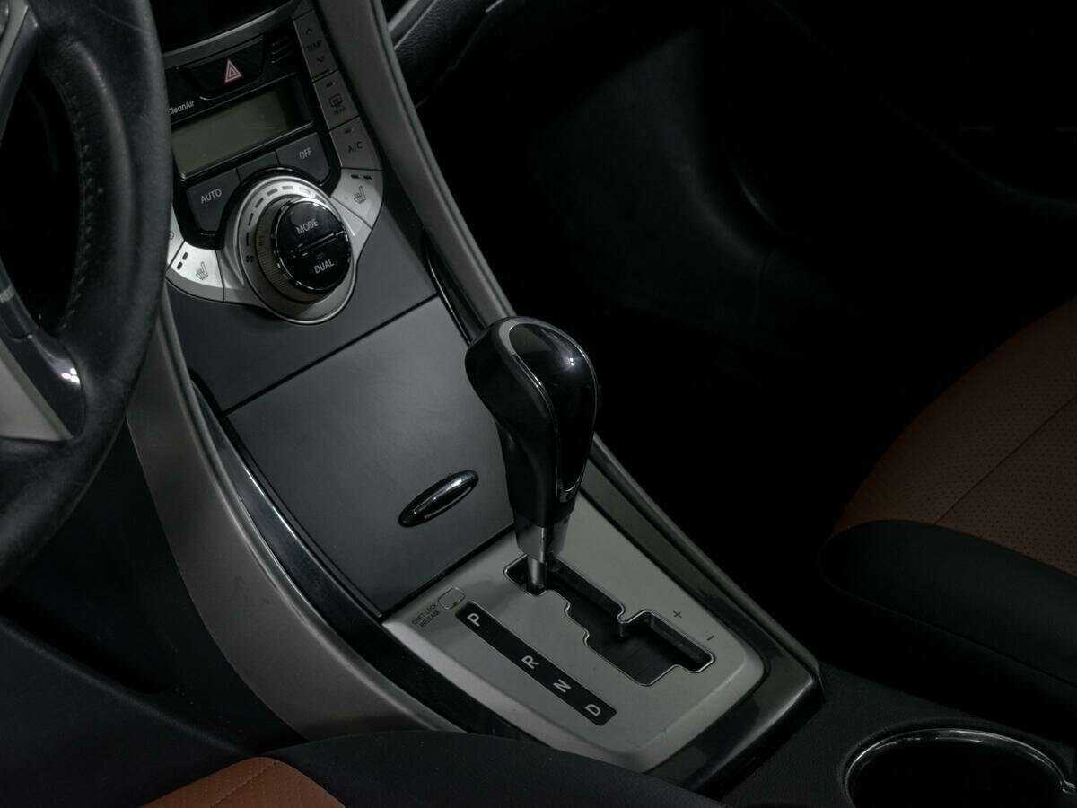 Hyundai Elantra, 2012 - Фото №14