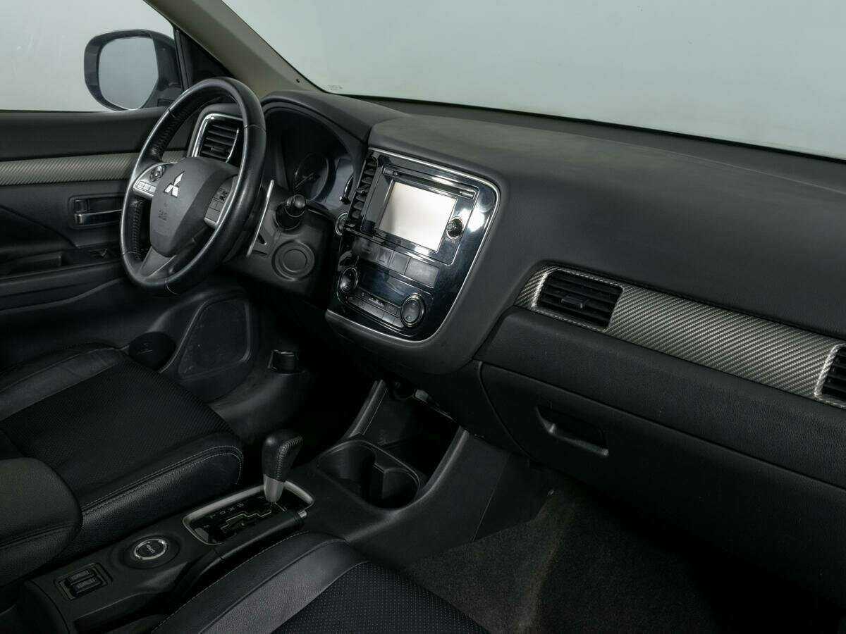 Mitsubishi Outlander, 2013 - Фото №7