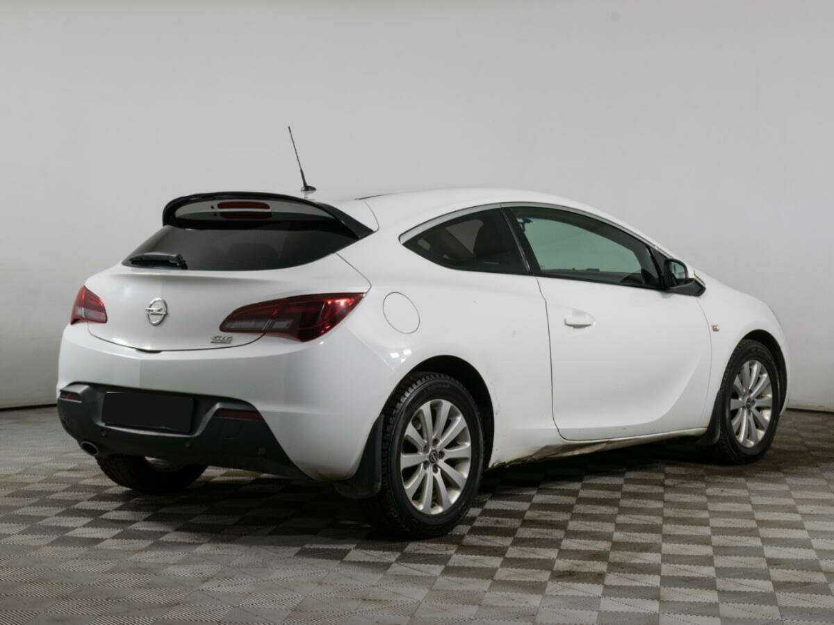 Opel Astra GTC, 2012 - Фото №4
