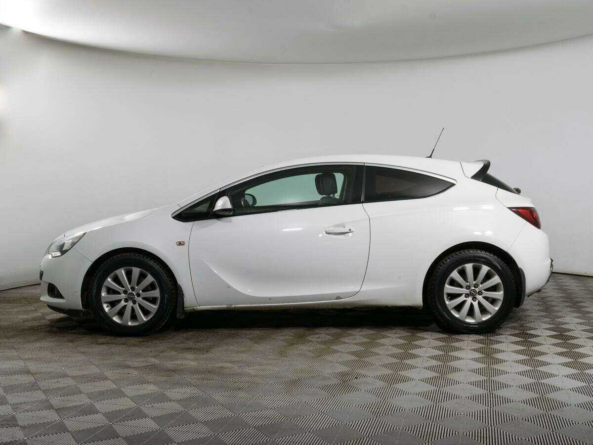 Opel Astra GTC, 2012 - Фото №7