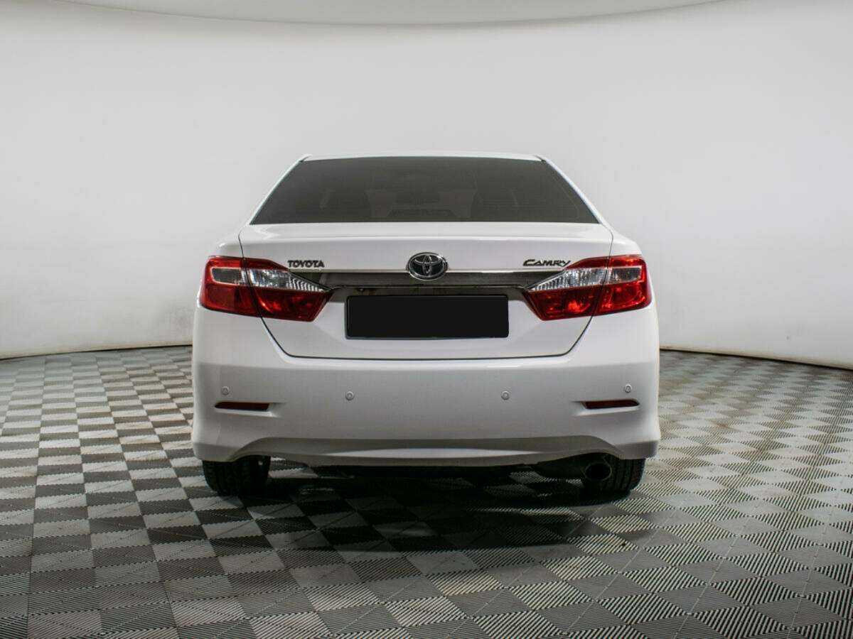 Toyota Camry, 2014 - Фото №5