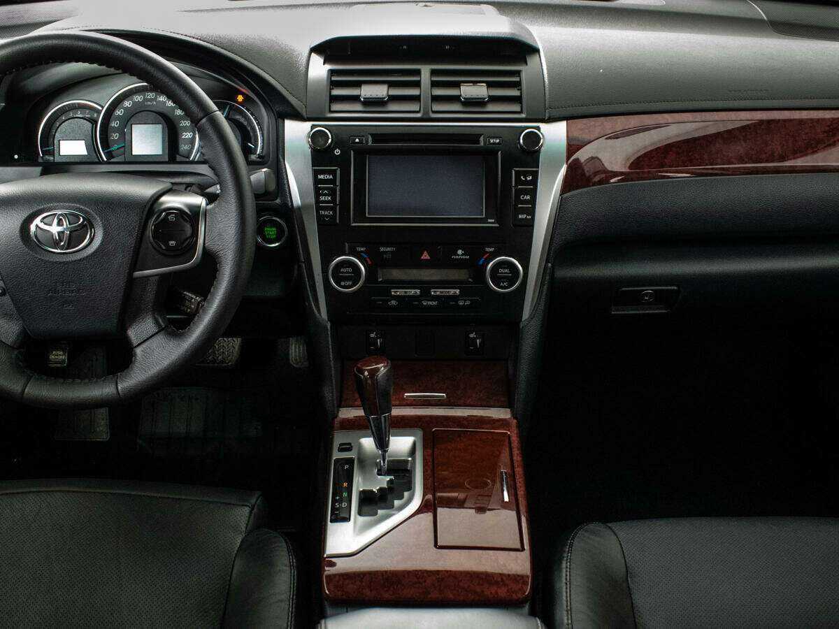 Toyota Camry, 2014 - Фото №11