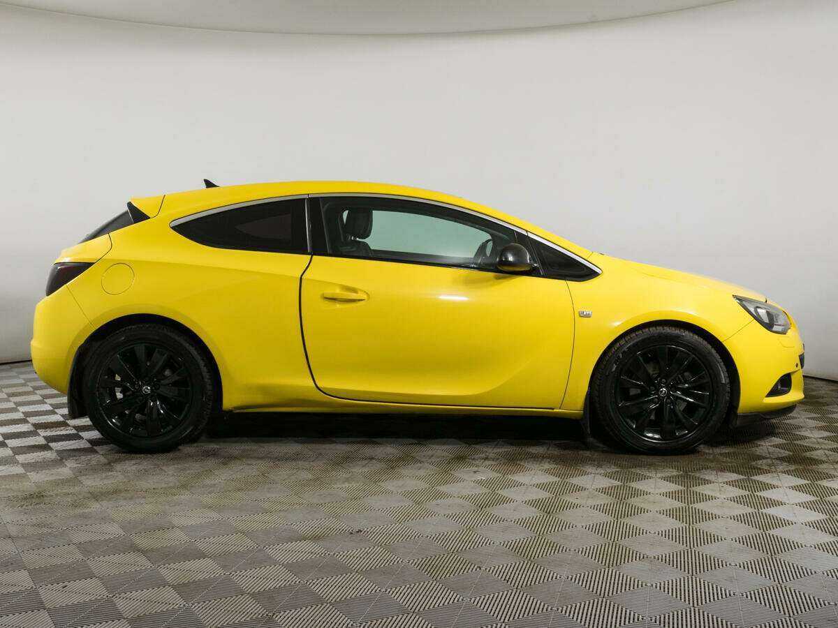 Opel Astra GTC, 2013 - Фото №3