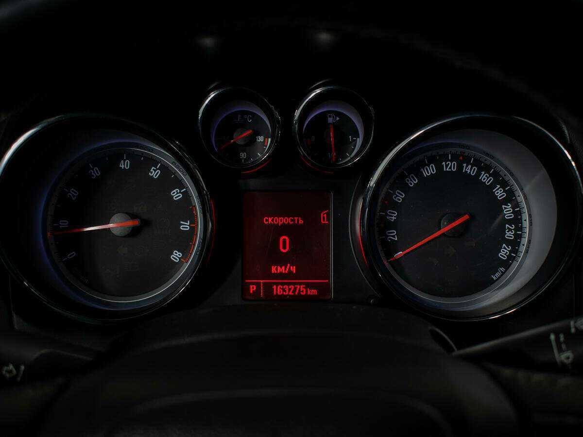 Opel Astra, 2012 - Фото №11