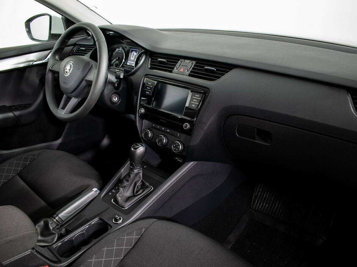 Skoda Octavia, 2020 - Фото №5