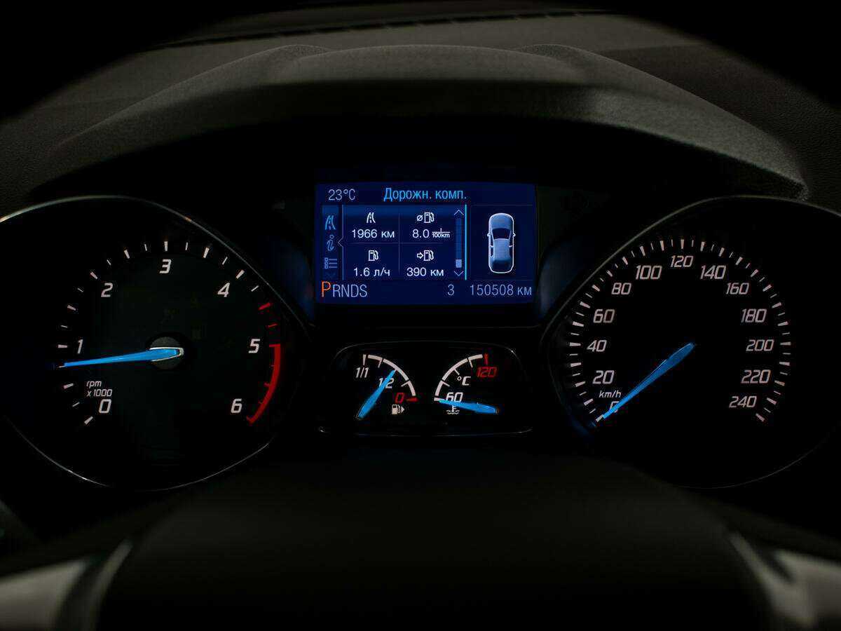 Ford Kuga, 2013 - Фото №9