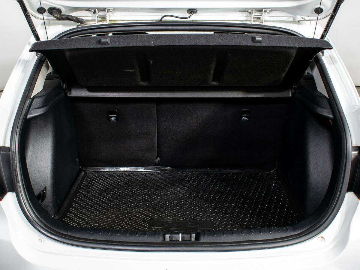 Kia Rio X-Line, 2018 - Фото №10