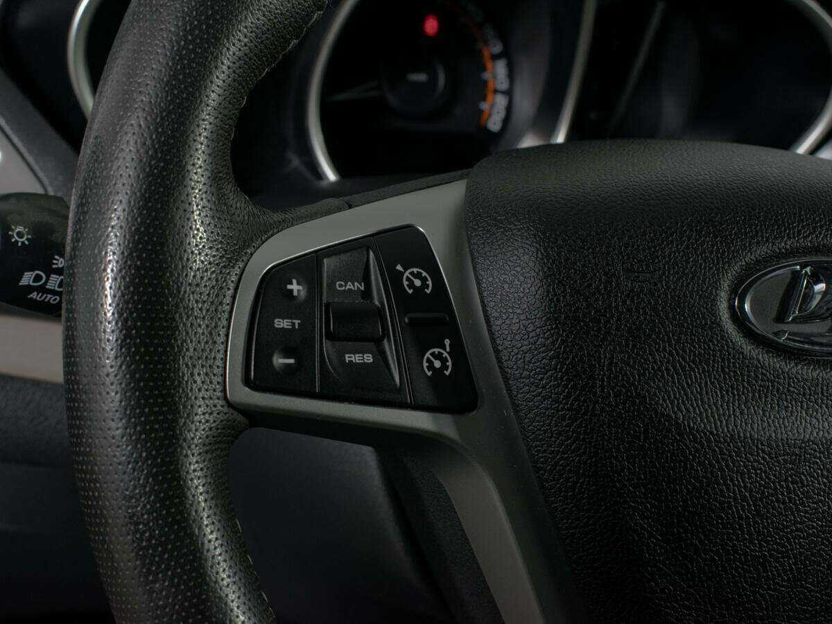 Lada (ВАЗ) Vesta, 2020 - Фото №10