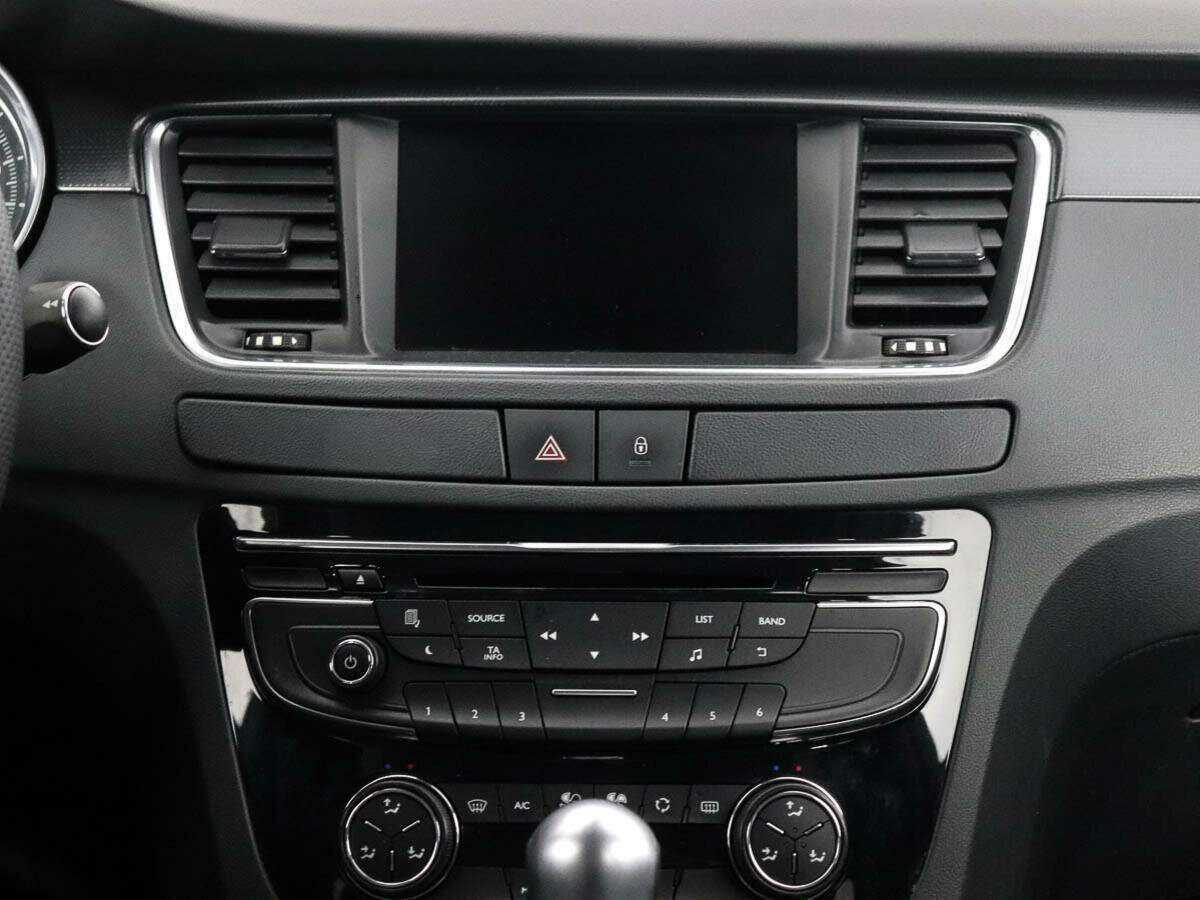 Peugeot 508, 2012 - Фото №11