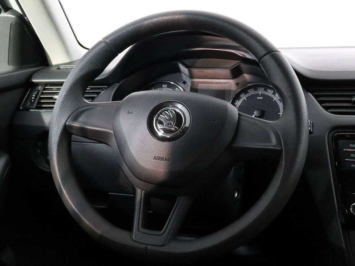 Skoda Octavia, 2018 - Фото №10