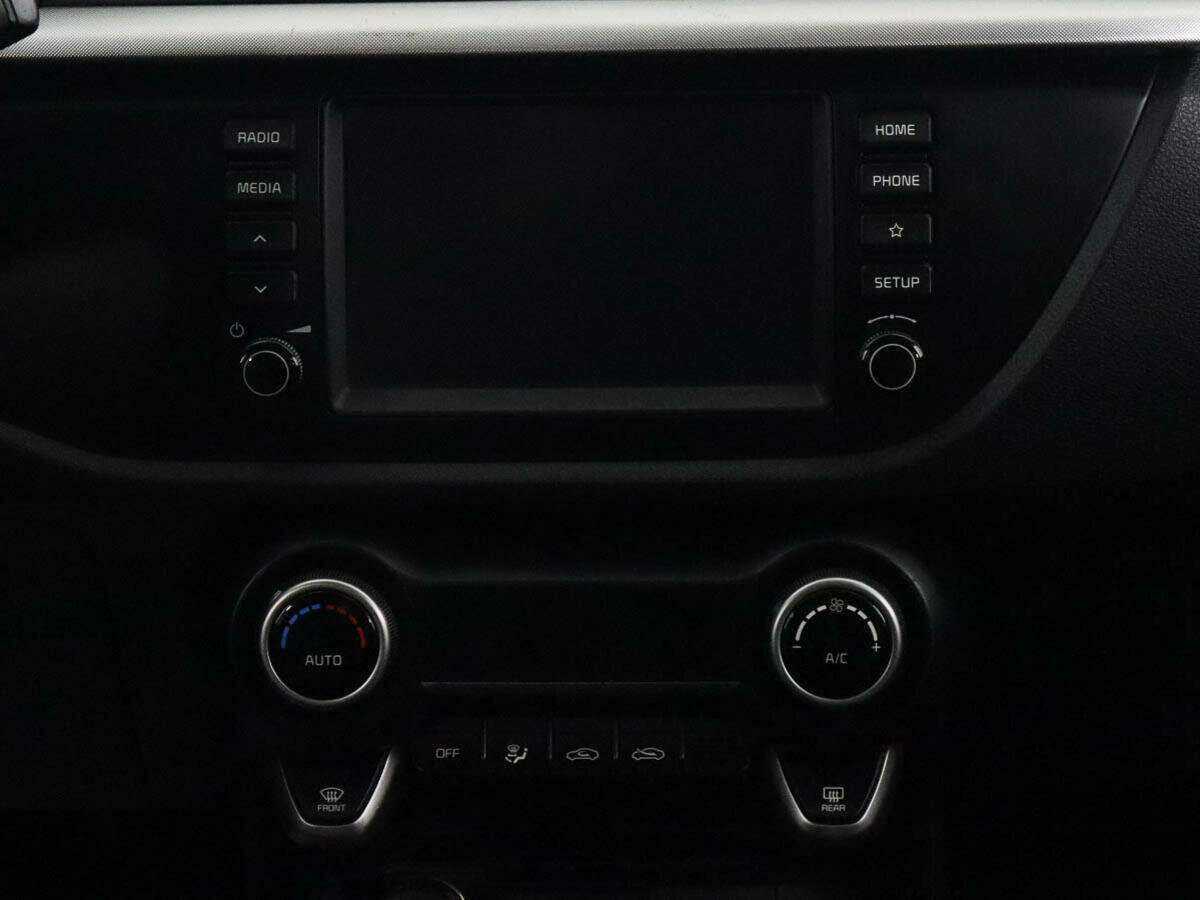 Kia Rio X-Line, 2019 - Фото №11