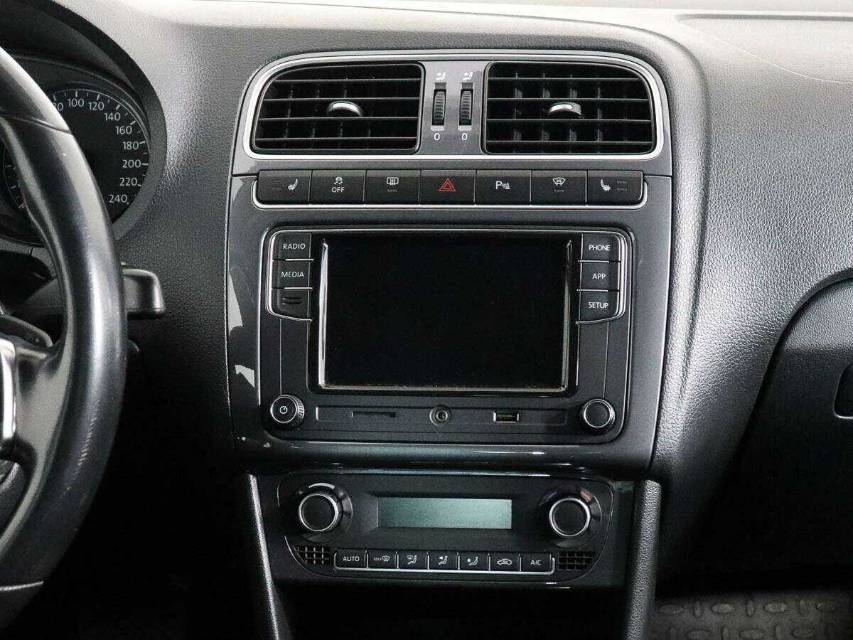 Volkswagen Polo, 2019 - Фото №11