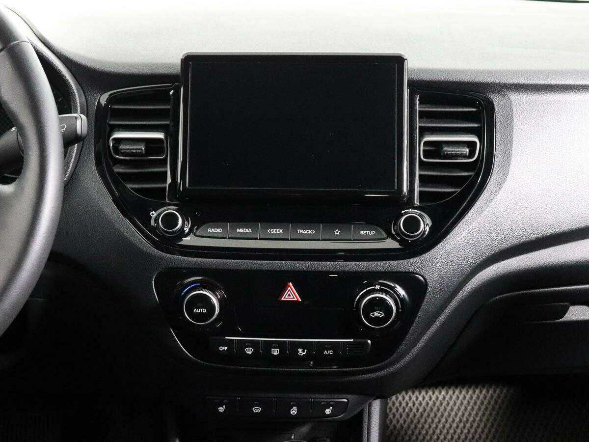 Hyundai Solaris, 2022 - Фото №10