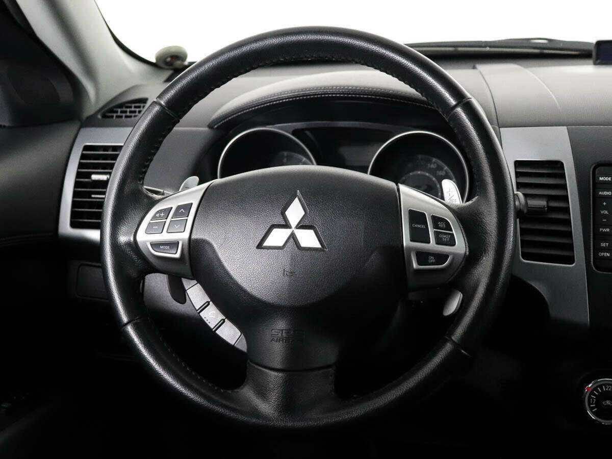 Mitsubishi Outlander, 2012 - Фото №11