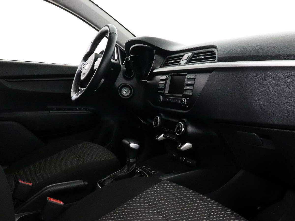 Kia Rio X-Line, 2020 - Фото №5