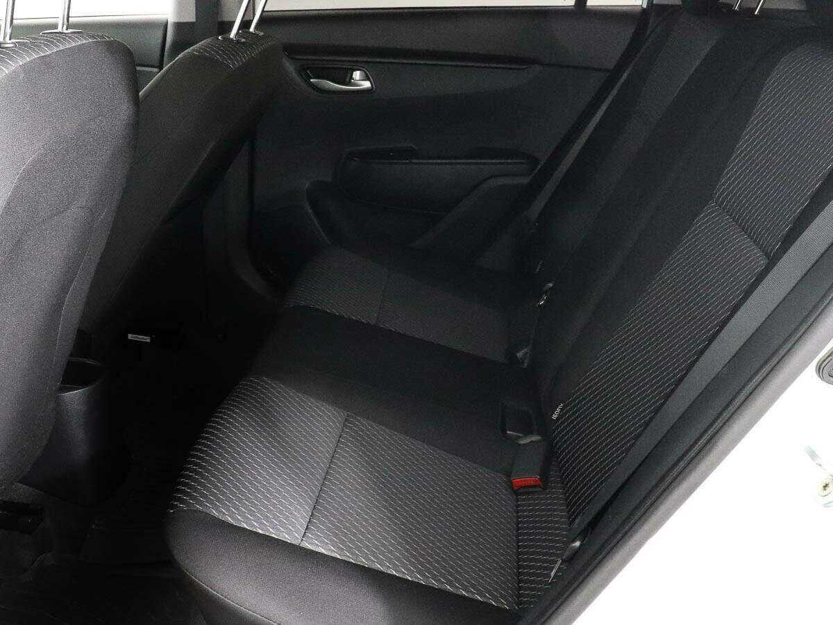 Kia Rio X-Line, 2020 - Фото №6