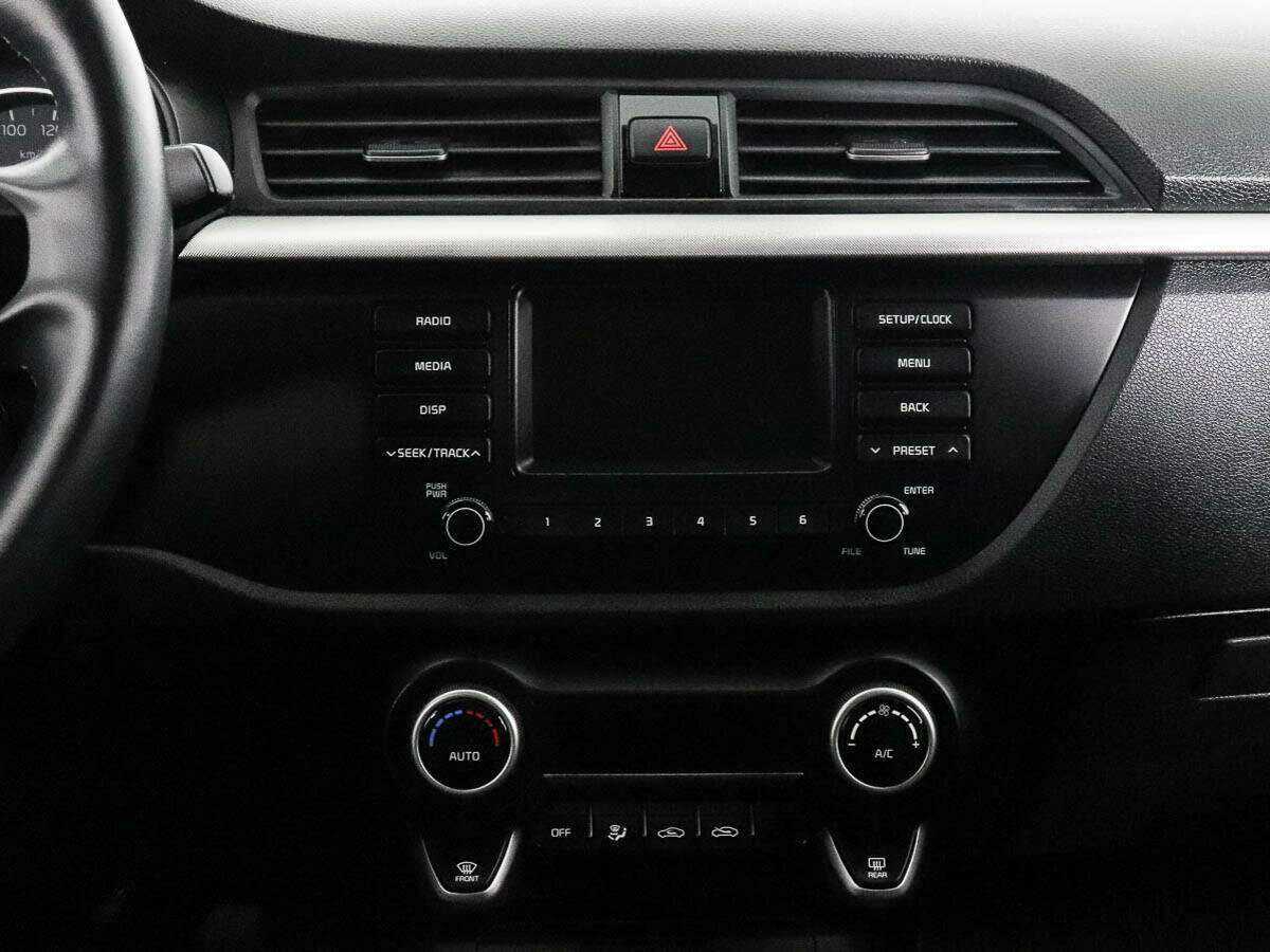 Kia Rio X-Line, 2020 - Фото №9