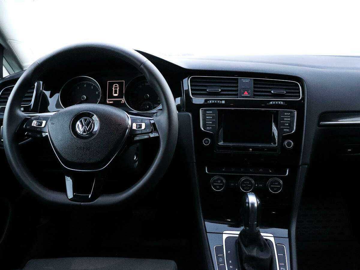 Volkswagen Golf, 2014 - Фото №9