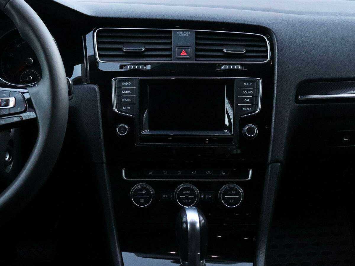 Volkswagen Golf, 2014 - Фото №10