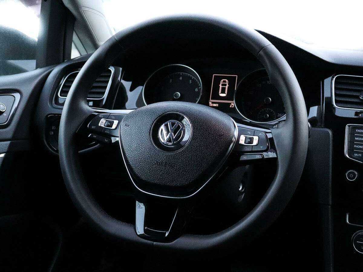 Volkswagen Golf, 2014 - Фото №11