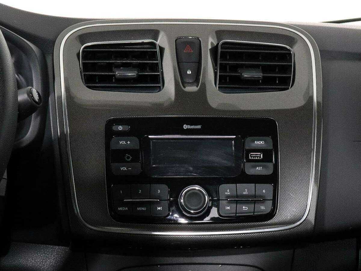 Renault Logan Stepway, 2020 - Фото №9