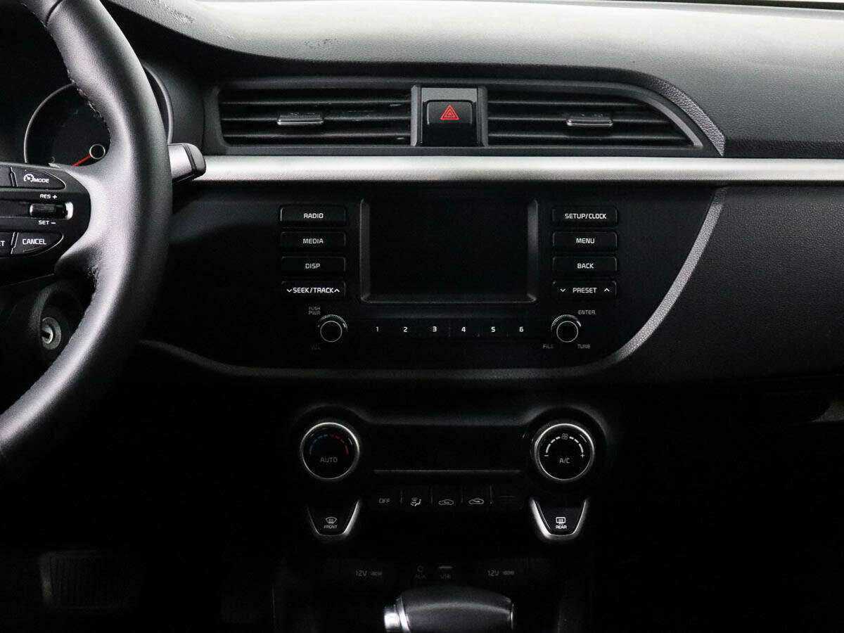 Kia Rio X-Line, 2018 - Фото №10