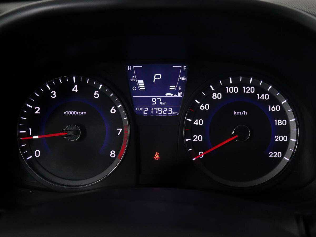 Hyundai Solaris, 2012 - Фото №8