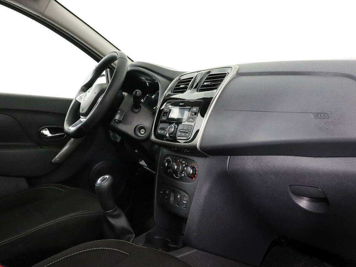 Renault Logan, 2018 - Фото №6