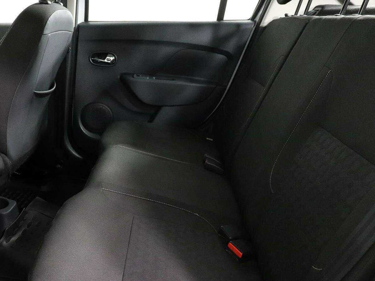 Renault Logan, 2018 - Фото №7