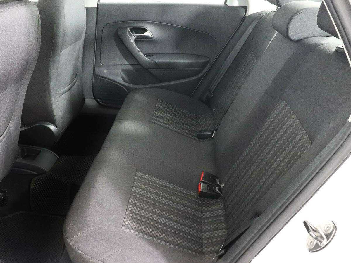 Volkswagen Polo, 2015 - Фото №6