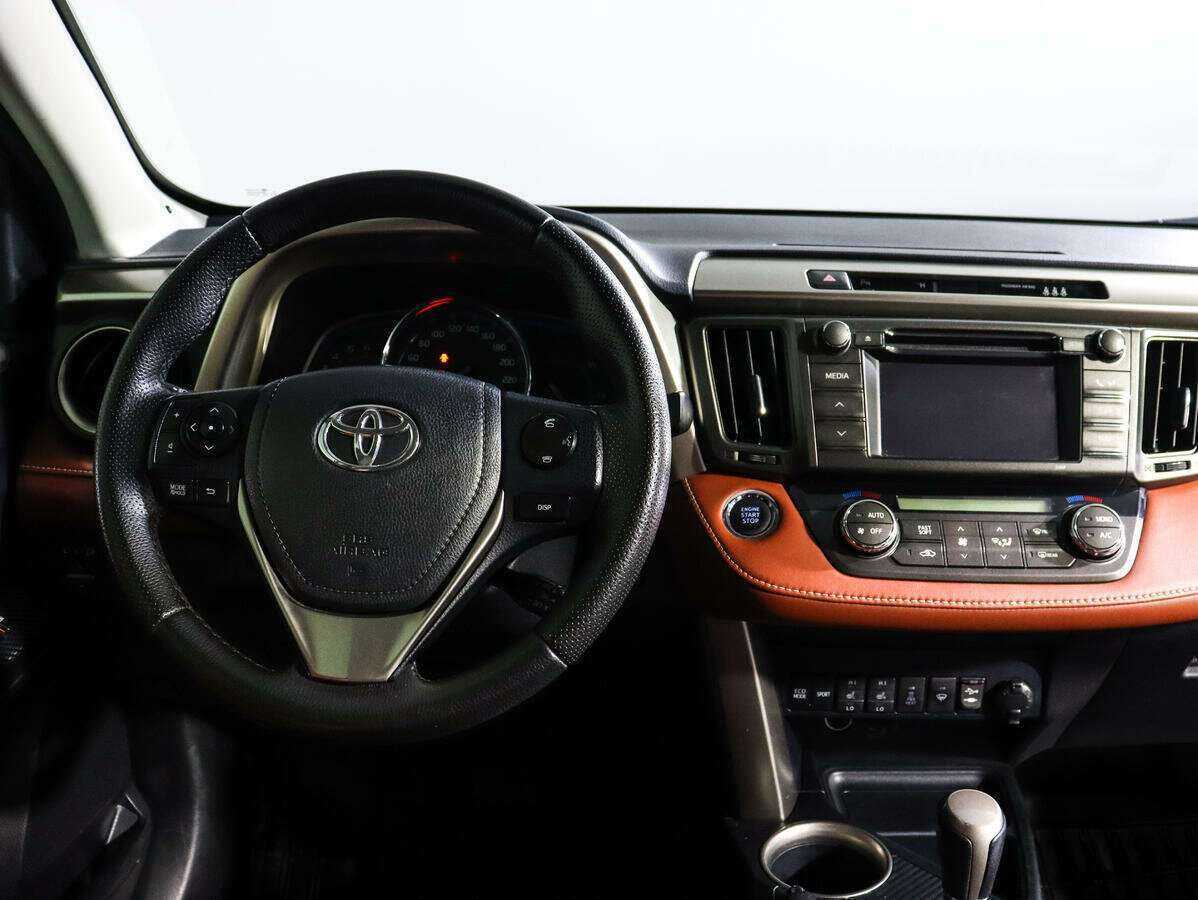 Toyota RAV4, 2013 - Фото №9
