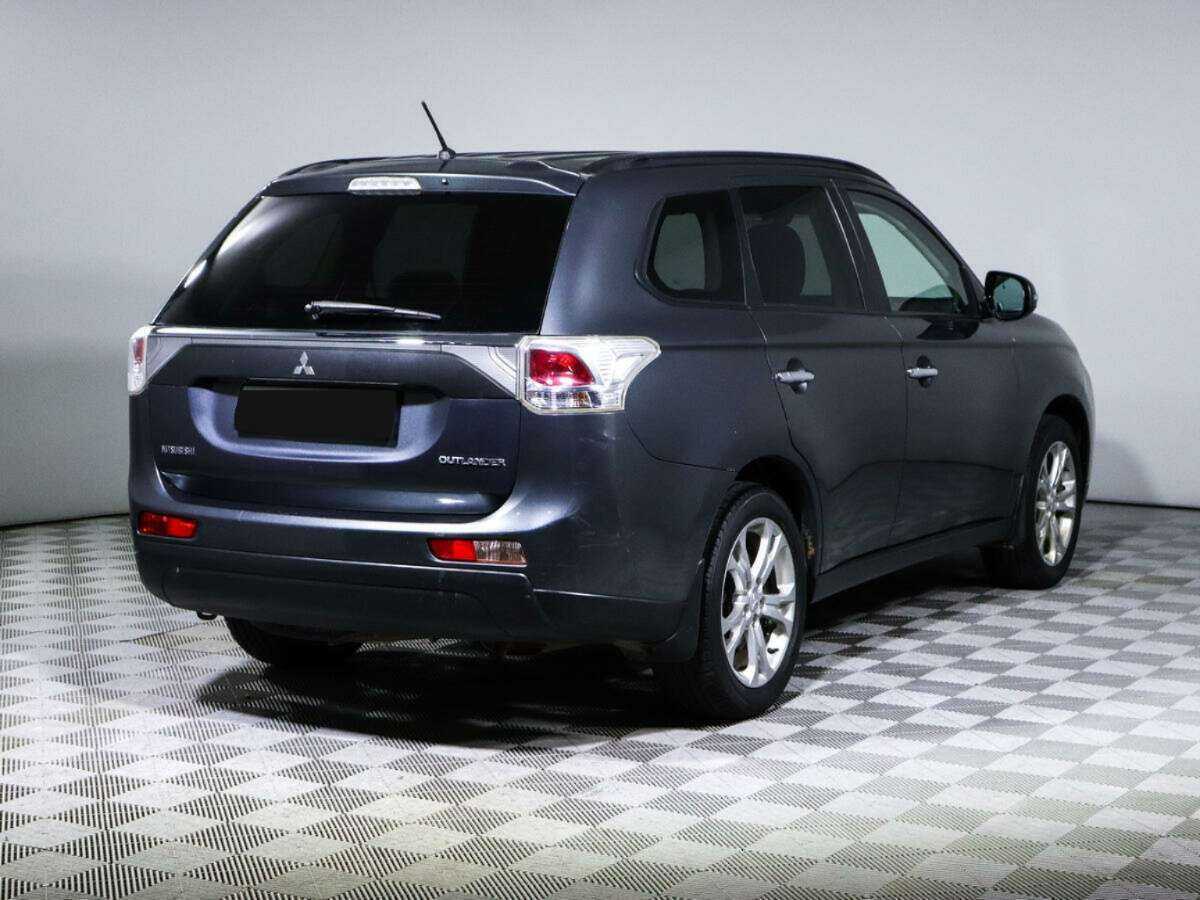 Mitsubishi Outlander, 2013 - Фото №3
