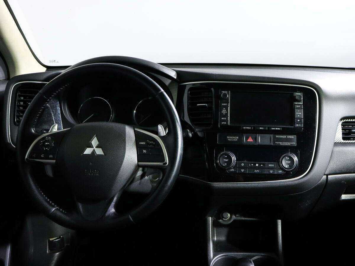 Mitsubishi Outlander, 2013 - Фото №8