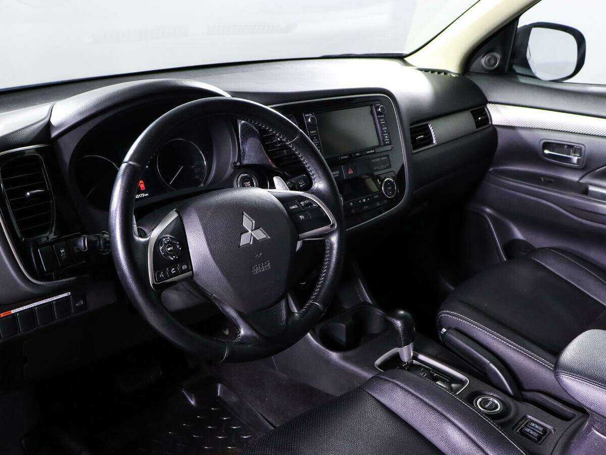 Mitsubishi Outlander, 2013 - Фото №10