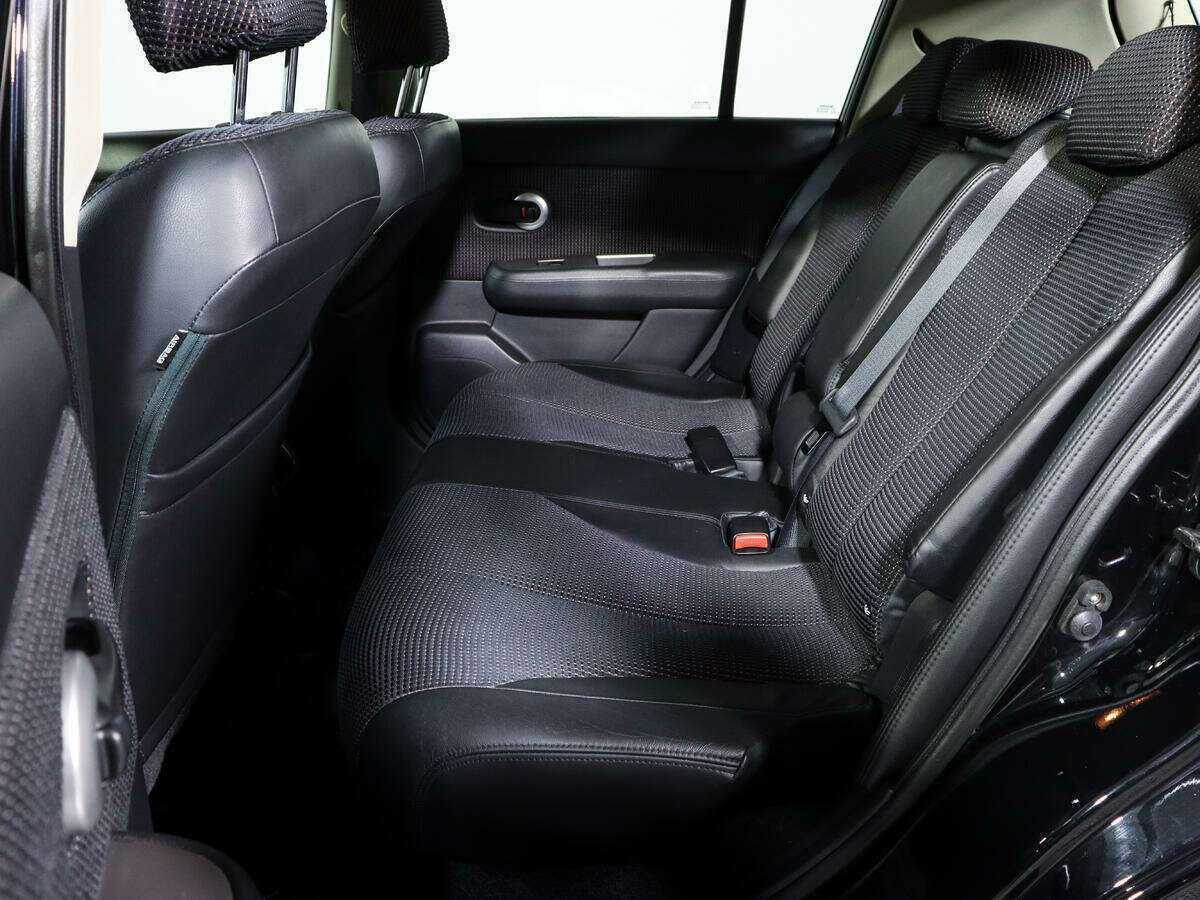 Nissan Tiida, 2012 - Фото №9