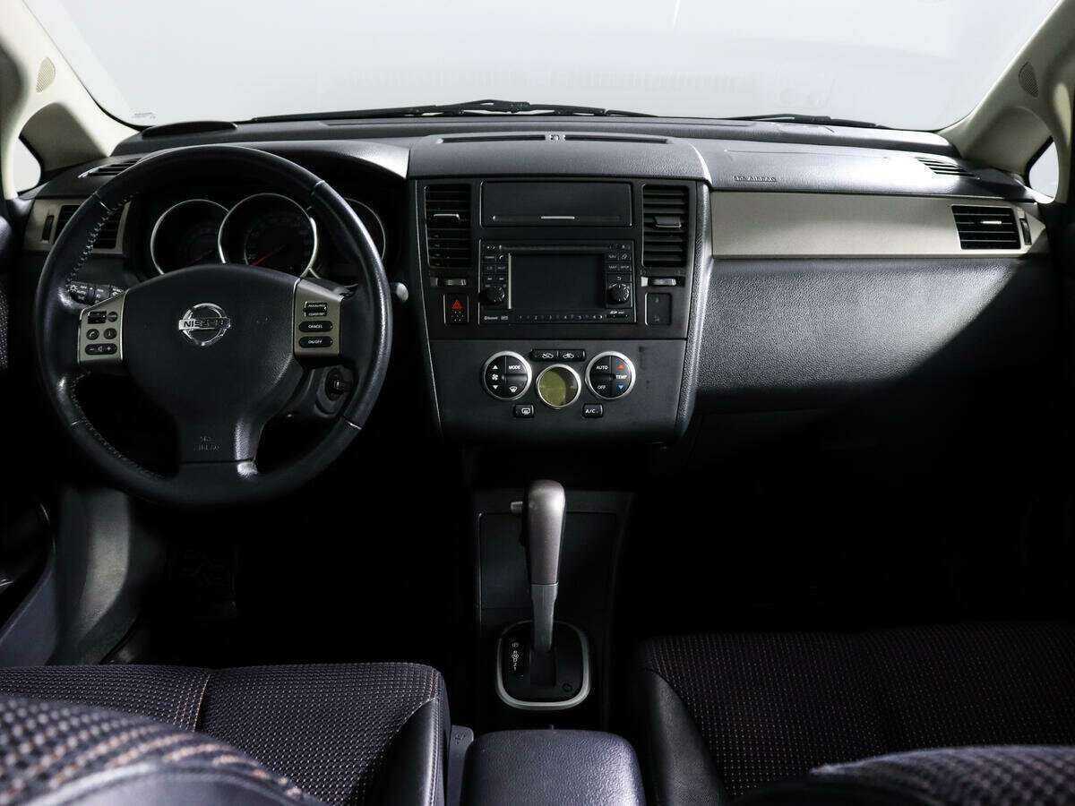 Nissan Tiida, 2012 - Фото №11