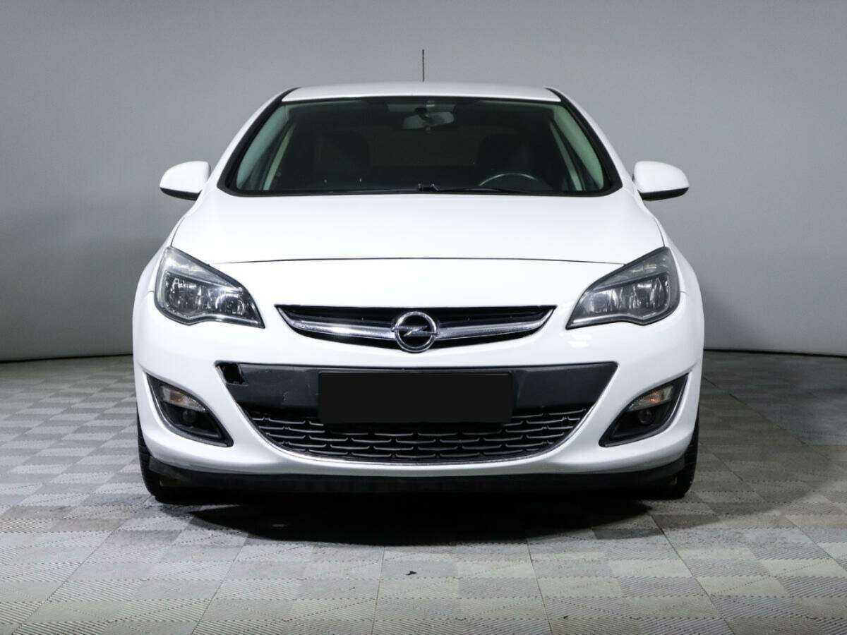 Opel Astra, 2013 - Фото №1